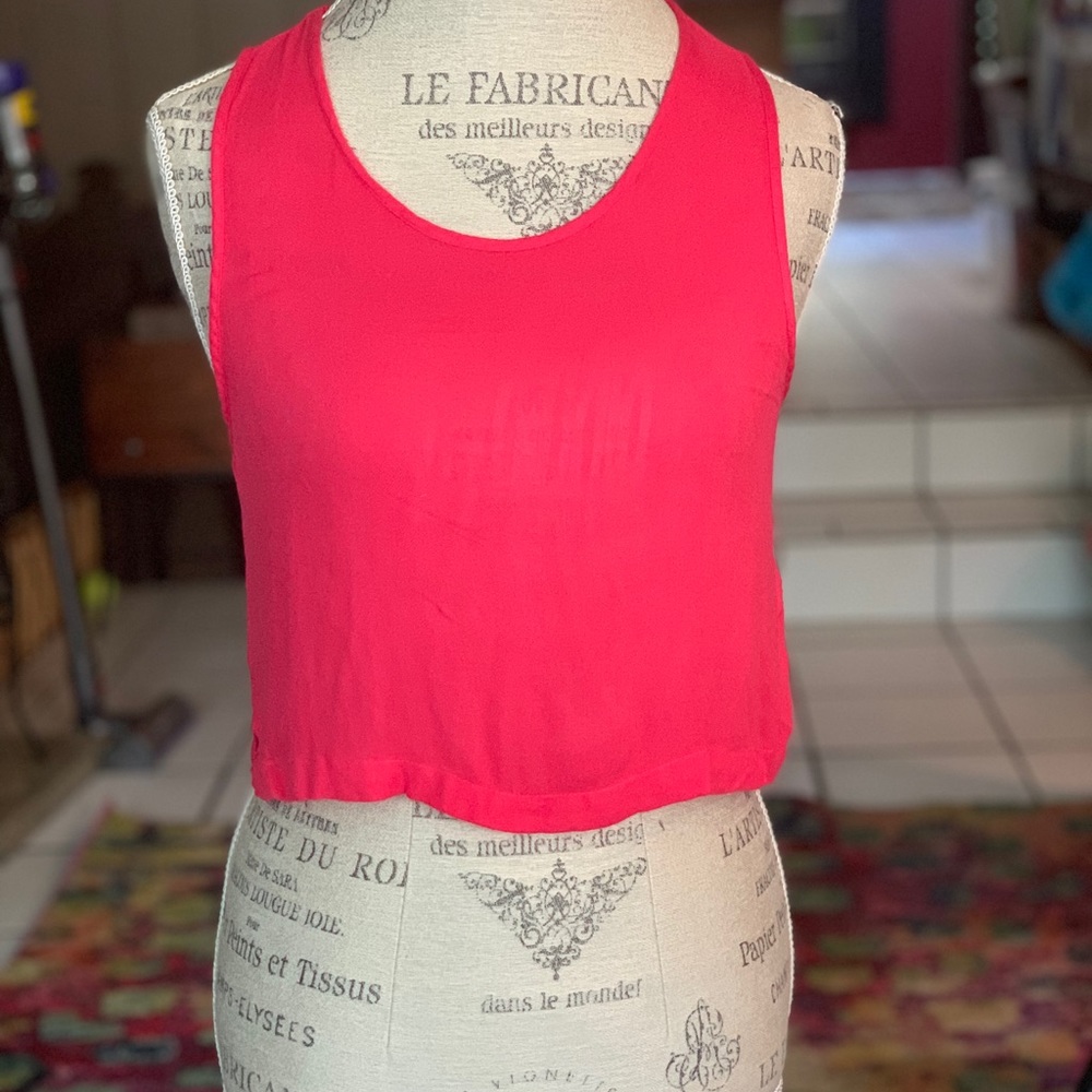 casual tank top